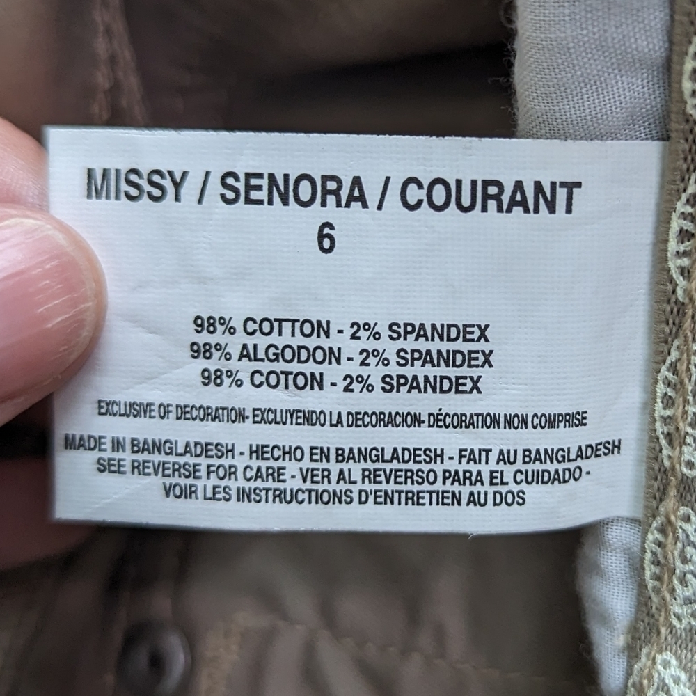 Bandolino NWOT Capri Pants Sz 6 - Picture 11 of 12
